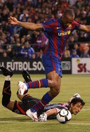 نجوم برشلونة يتألمون